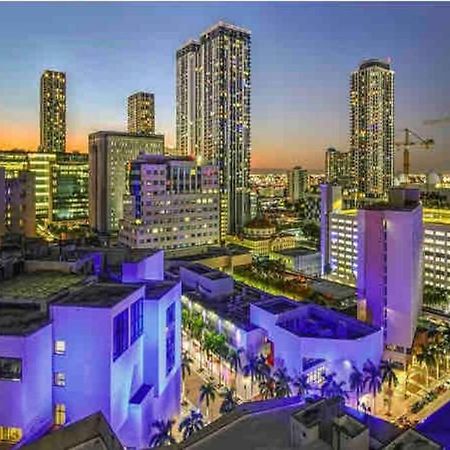 Downtown Miami 2 Br-Sleeps 6- 1-Kingbed, Sofabedアパートメント エクステリア 写真